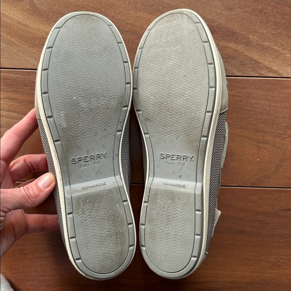 Sperry Women's Gray Boat Shoes 9 - Picture 8 of 10